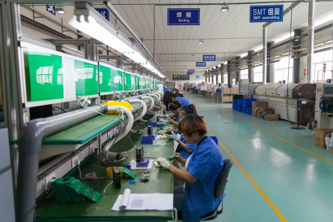 进厂打工的真实生活暑假工流水线,暑假进厂打工能挣多少