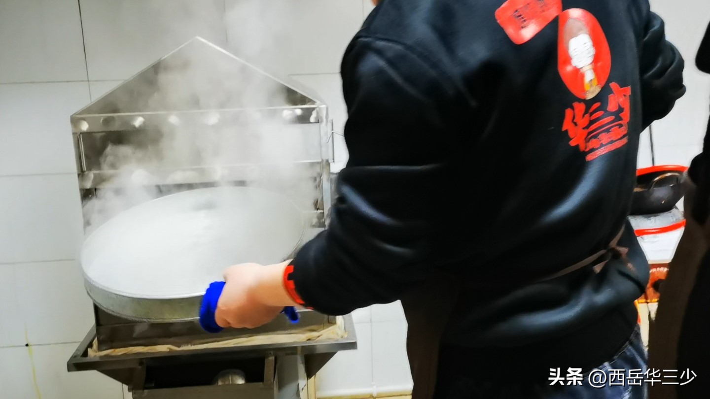 凉皮制作的详细工序,做凉皮需要几个步骤