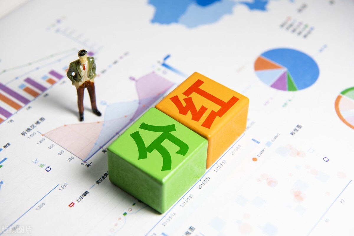 股市赚的钱从哪里来,股市里挣的钱来自哪里