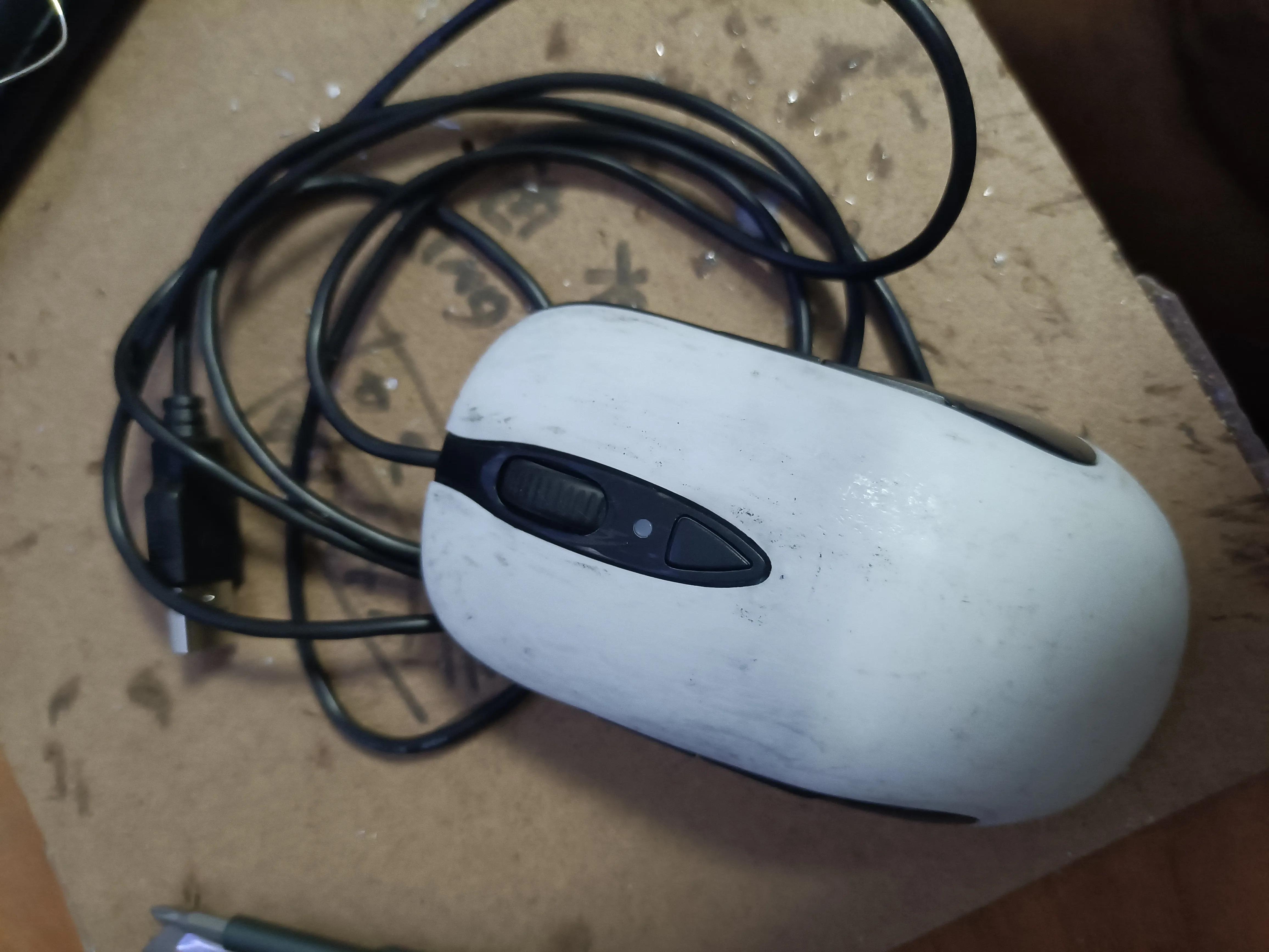 赛睿senseiraw引擎,赛睿raw类似手感的鼠标