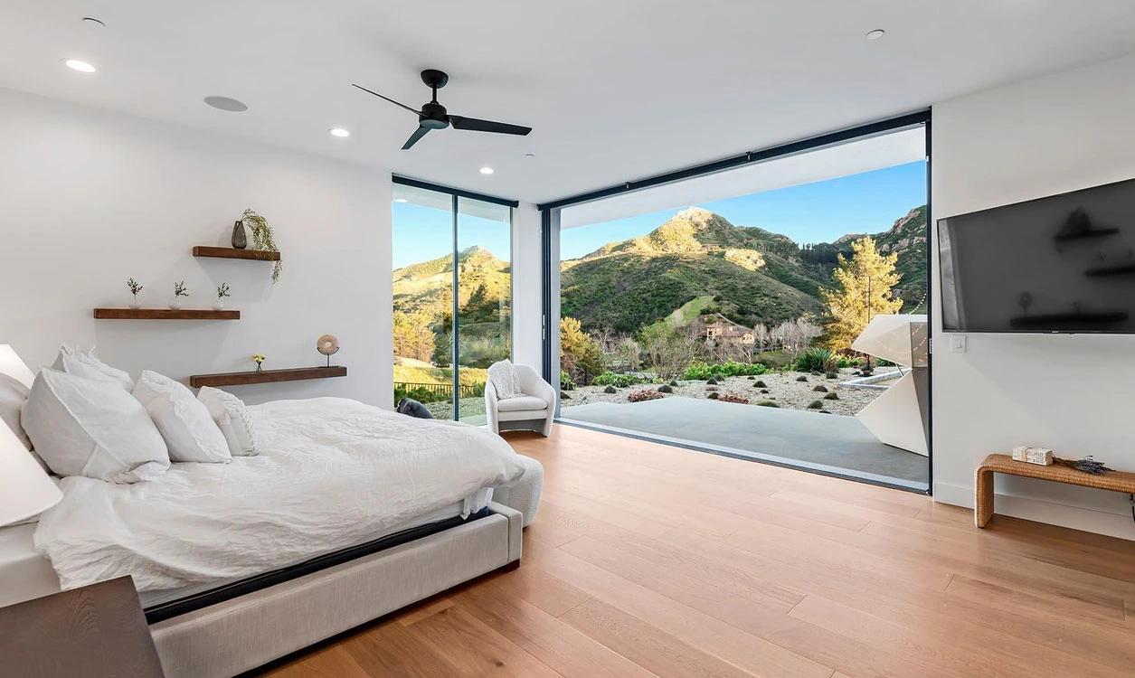 爷青回！《暮光之城》男二结婚，老婆还和自己同名同姓？