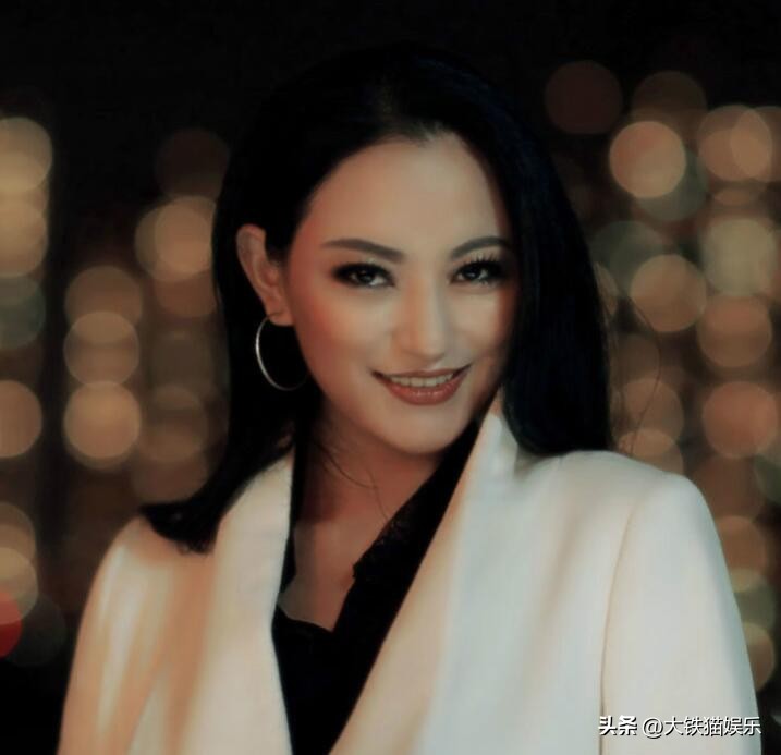 过去二十年的美女明星,十位20年前的女明星的样子