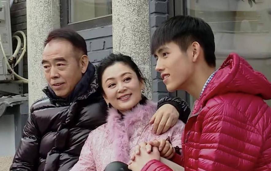 影视圈的6位“关系户”，个个靠爹妈强捧上位，演技看着让人难受