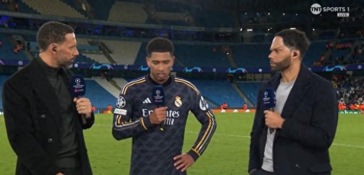 贝林厄姆赛后采访斯洛伐克,贝林厄姆向镜头打招呼