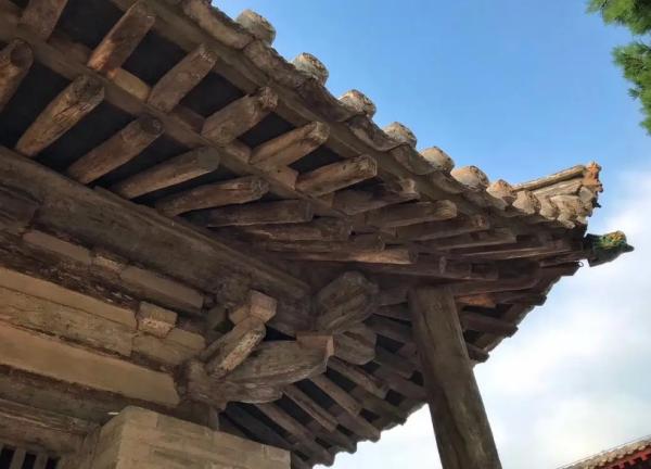 木结构屋顶如何防虫防腐处理,古建筑木结构怎样防白蚁