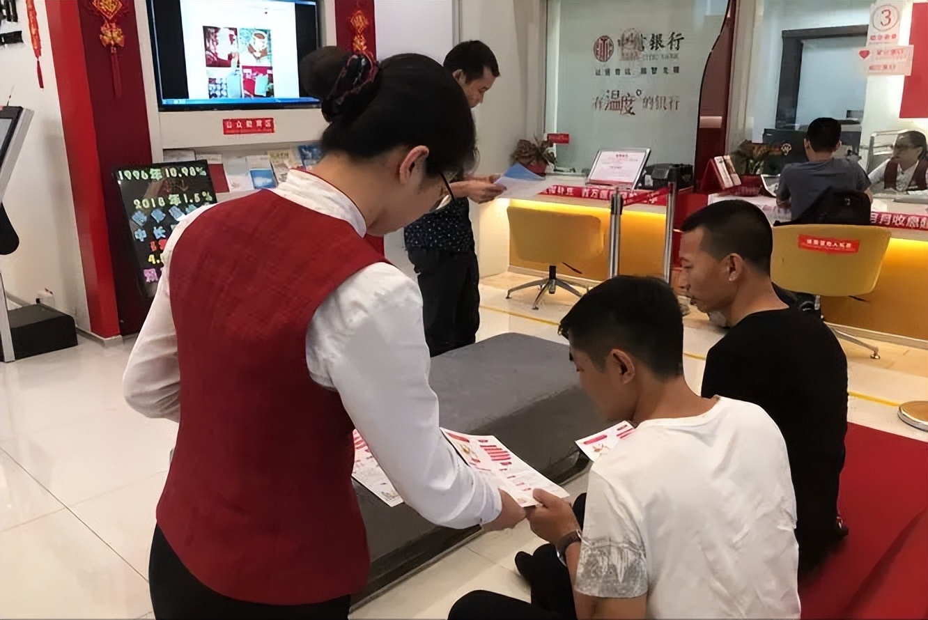 中国负债是650万亿吗,中国总负债总额650万亿是真的吗