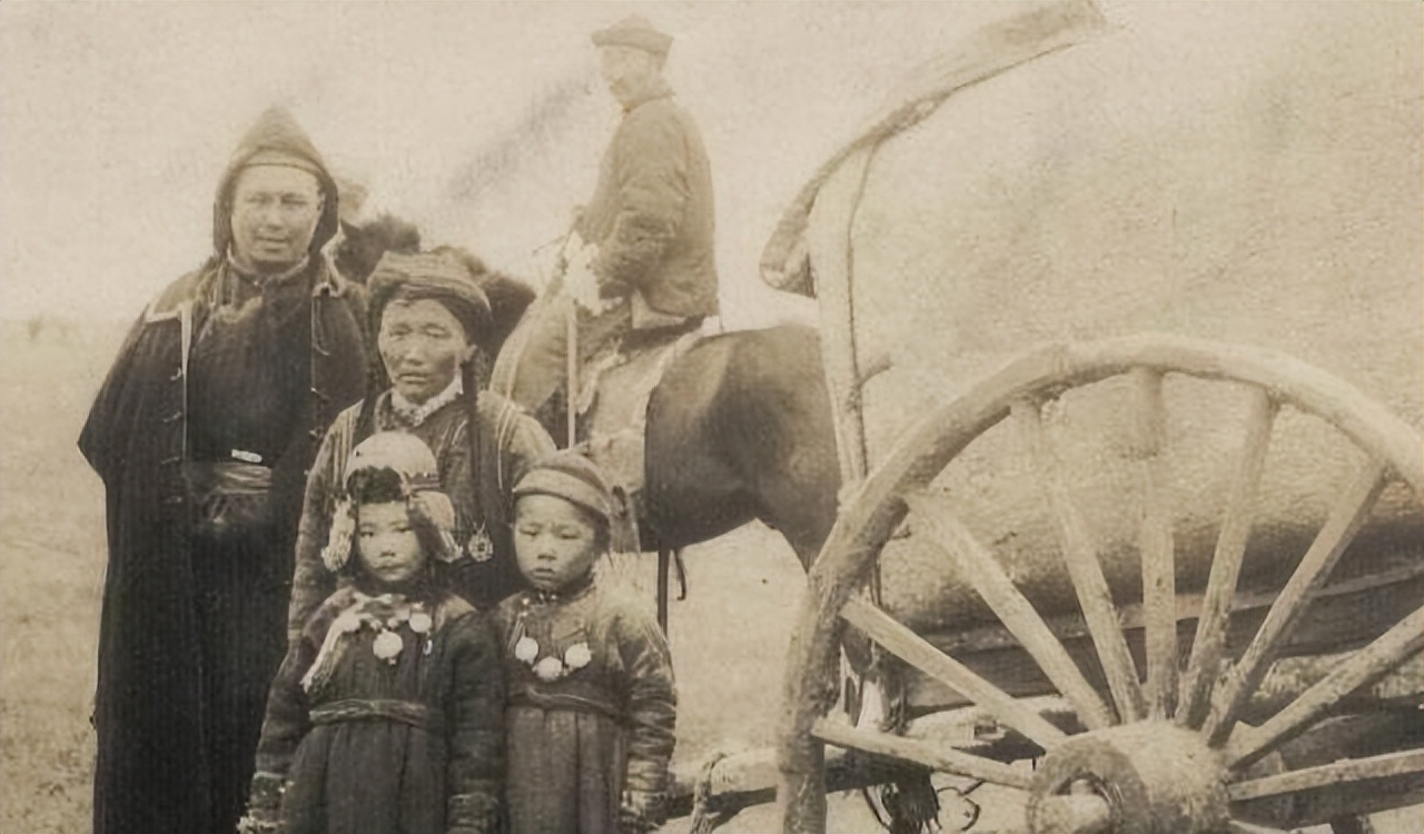 从“民族自决”到“民族区域自治”：内蒙古自治区是如何诞生的？