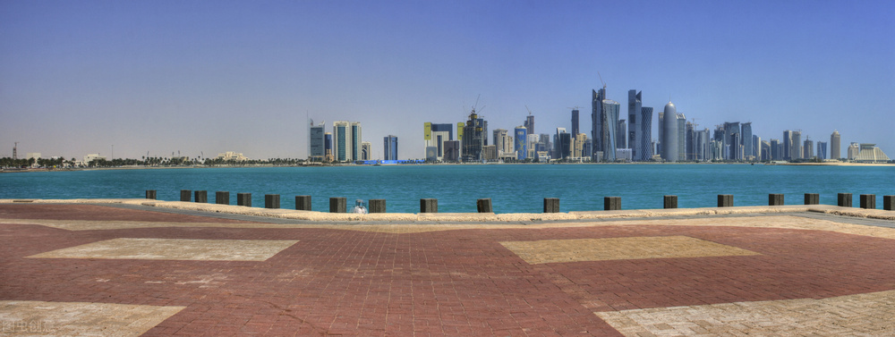 全球首富在卡塔尔吗,全球最有钱国家卡塔尔