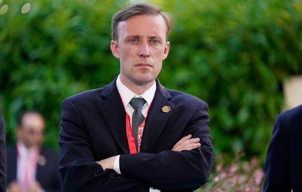 局势已变？解放军锁台，台伪军曾宣布“不还击”，美国航母撤退