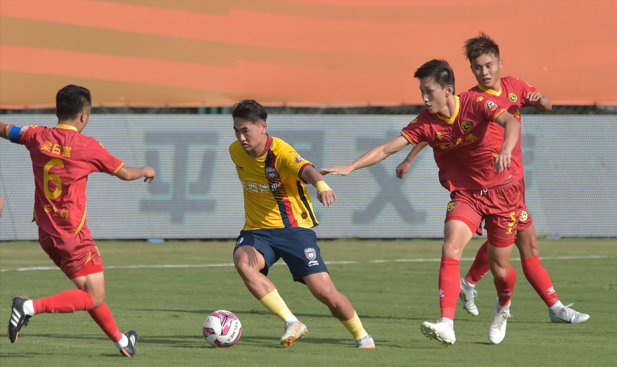 高位压迫收效颇多，冯峰半场乾坤大挪移助球队取胜，坦布状态回升