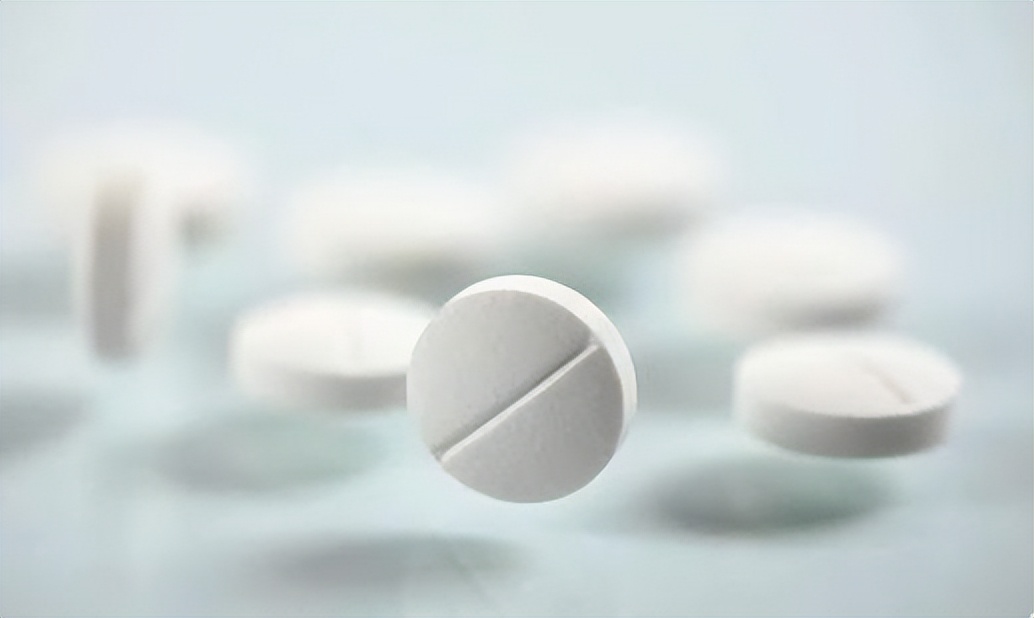 长期吃优甲乐对胃有副作用吗,长期吃优甲乐对心脏有副作用吗