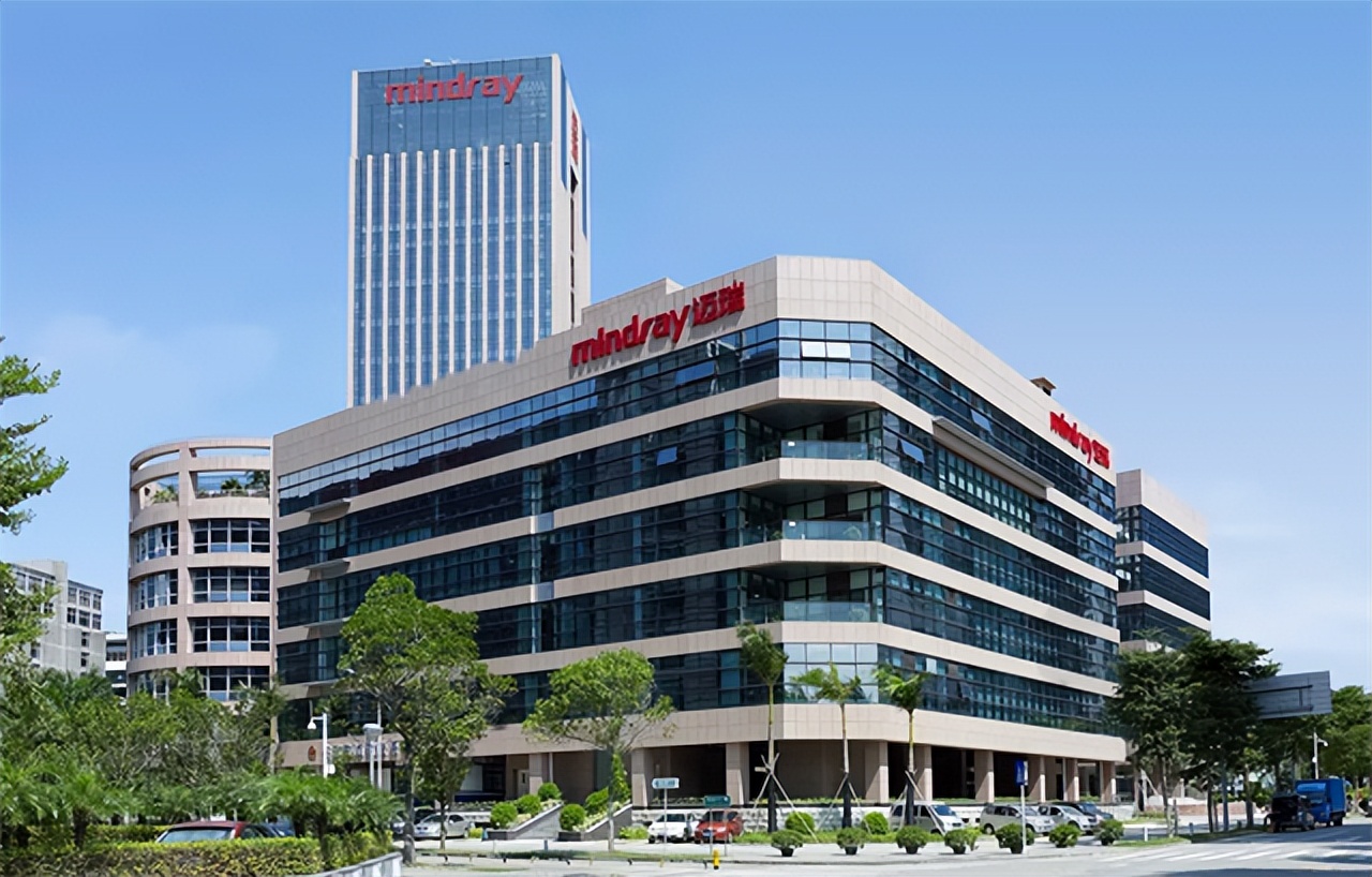 他17岁上清华，29岁辞职创业，疫情期间日赚1亿，如今身家1291亿