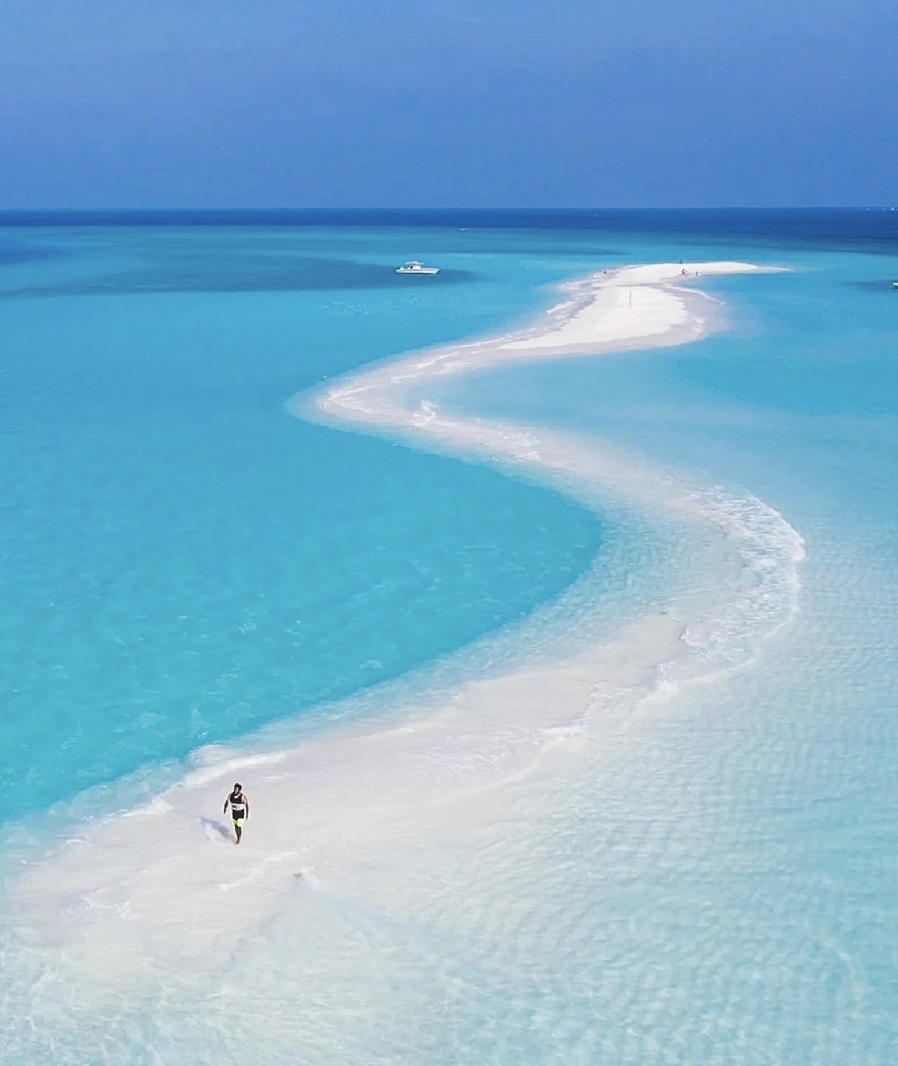 淡季去马尔代夫选岛,马尔代夫签证免签条件是什么