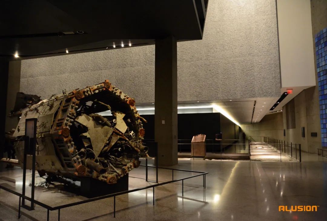 泡沫铝夜间效果图片,泡沫铝透光效果图