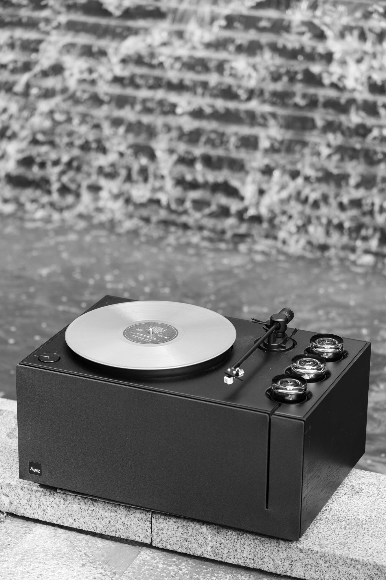 来～听听一万九的声音！HYM-RAYs黑胶唱片机体验