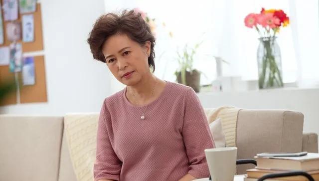 66岁大爷想找57岁大妈搭伙，大妈坦言：行，但得答应我3个要求