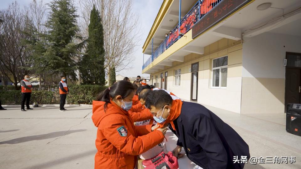 红十字爱心公益活动,红十字会爱心公益活动图片