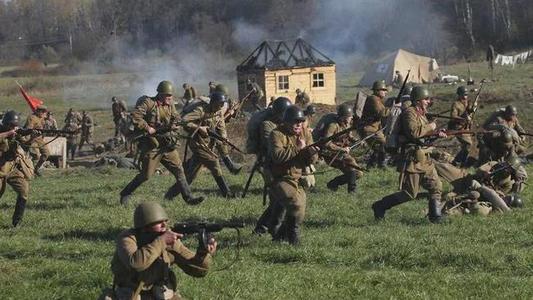 德国在二战时期有700万军队,德国与苏联军事实力对比