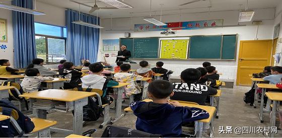 巴州区凌云小学,小学双减课后服务落实情况