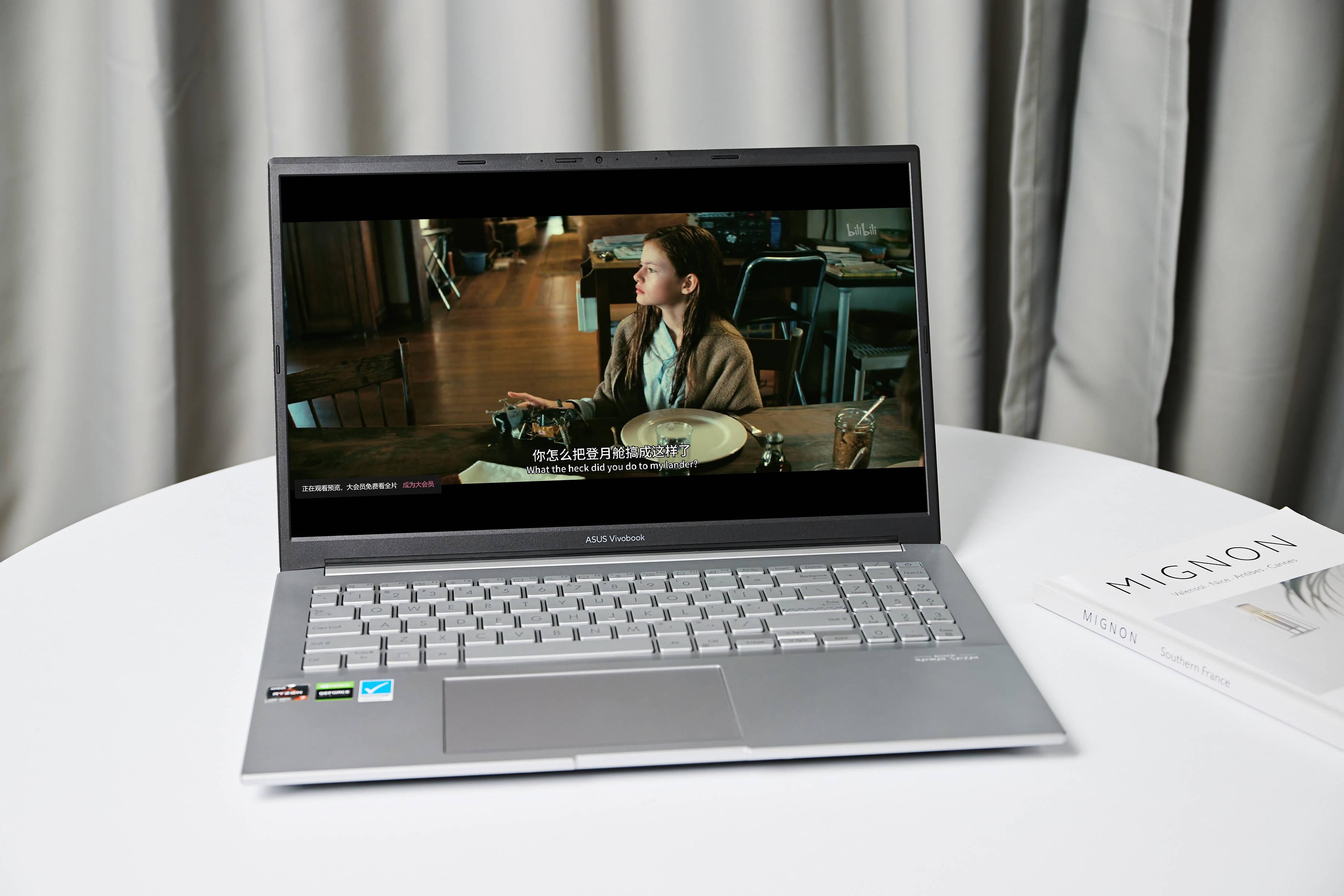 查完高考成绩想换电脑？准大学生建议选RTX轻薄本，好处一眼看懂