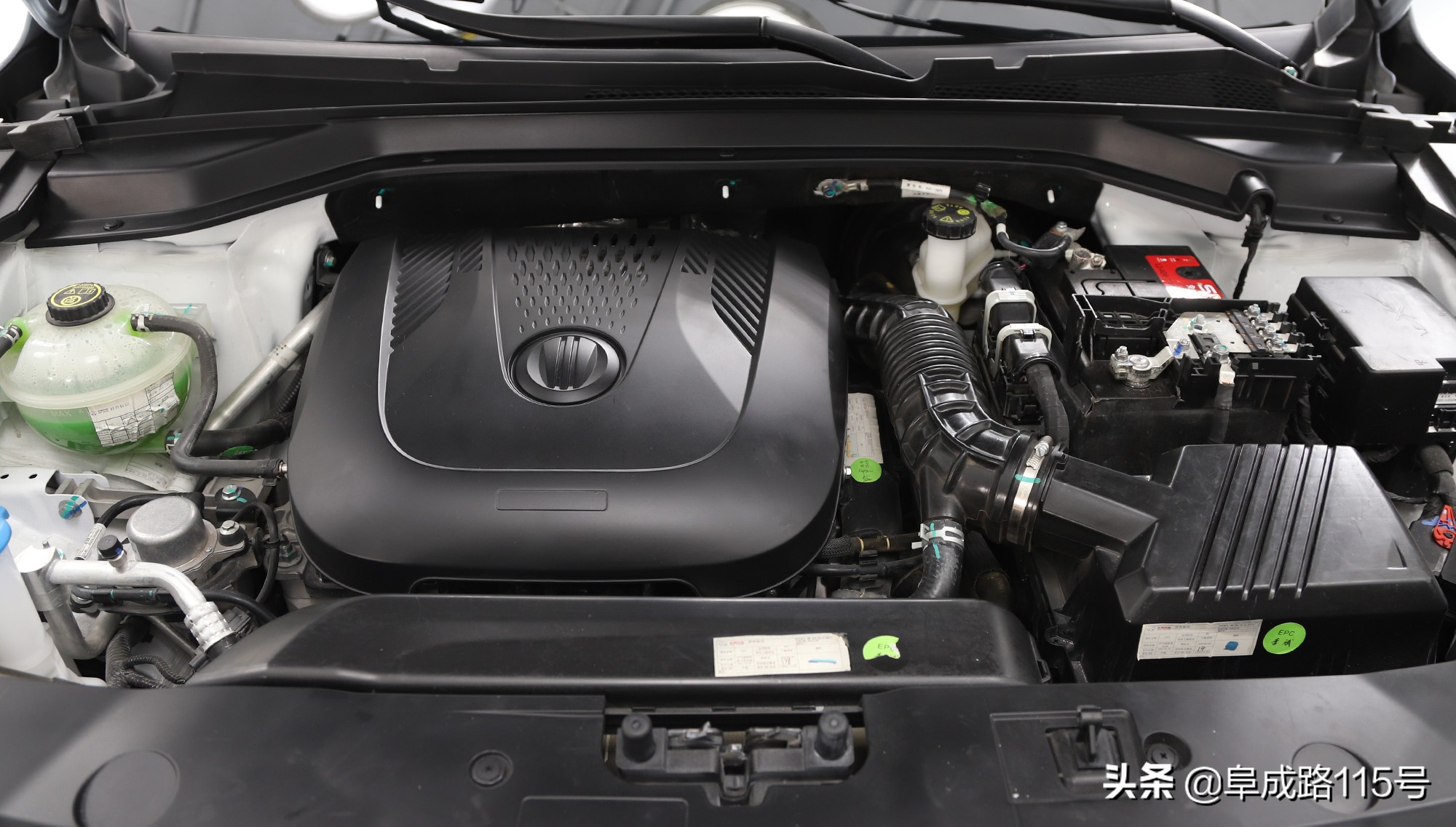 电子后视镜、鸿蒙OS车机这台叫魔方的北京特产有秘密