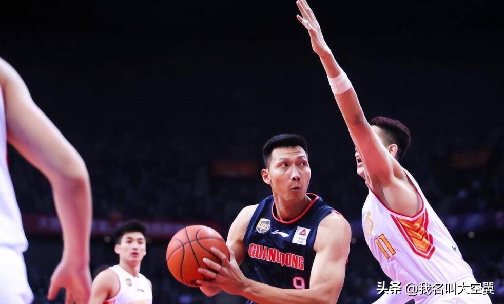 深圳男篮惊天大逆转闯进4强,深圳男篮逆转赢下辽宁