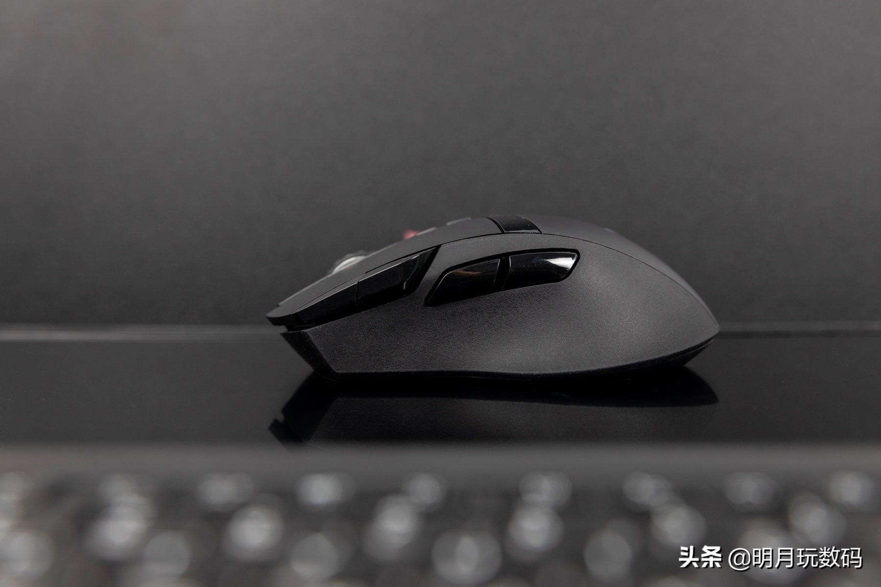 雷柏v100游戏键鼠套装黑色参数,雷柏鼠标垫V10RGB