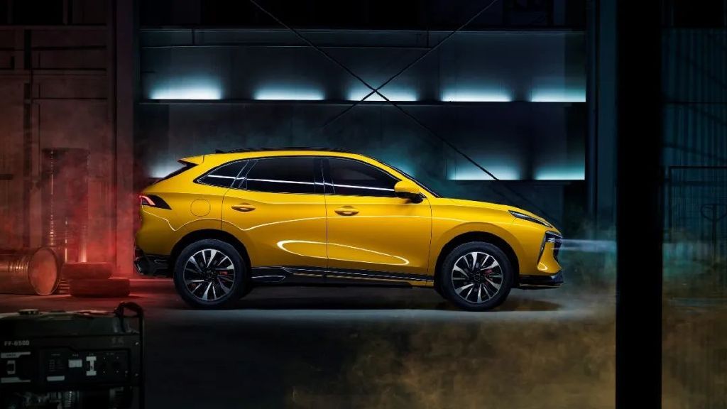 售10.89万-13.09万，风行T5EVO热浪联名伍六七高燃上市