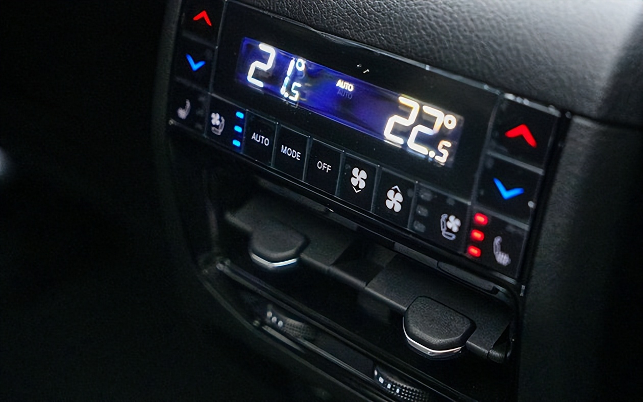 jeep大切诺基4xe落地价西安,全新jeep大切诺基柴油