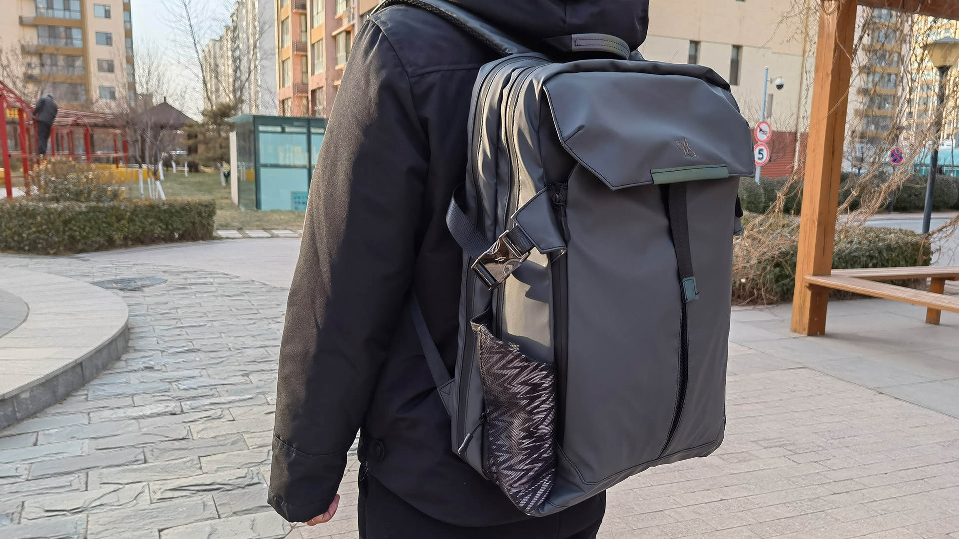 光影行星宙斯双肩包摄影,跟光影行星宙斯一样的双肩包