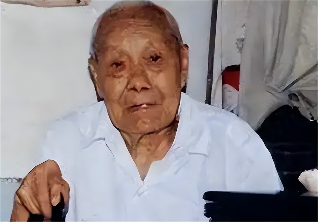 中国最后一个太监临终前的秘闻,中国最后一位太监晚年的回忆