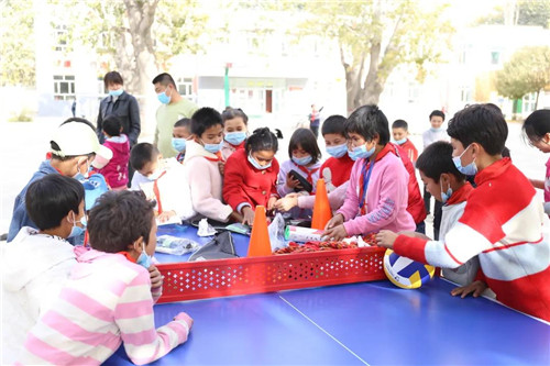 为中国足球梦想助力,为农村孩子筑梦爱心公益活动