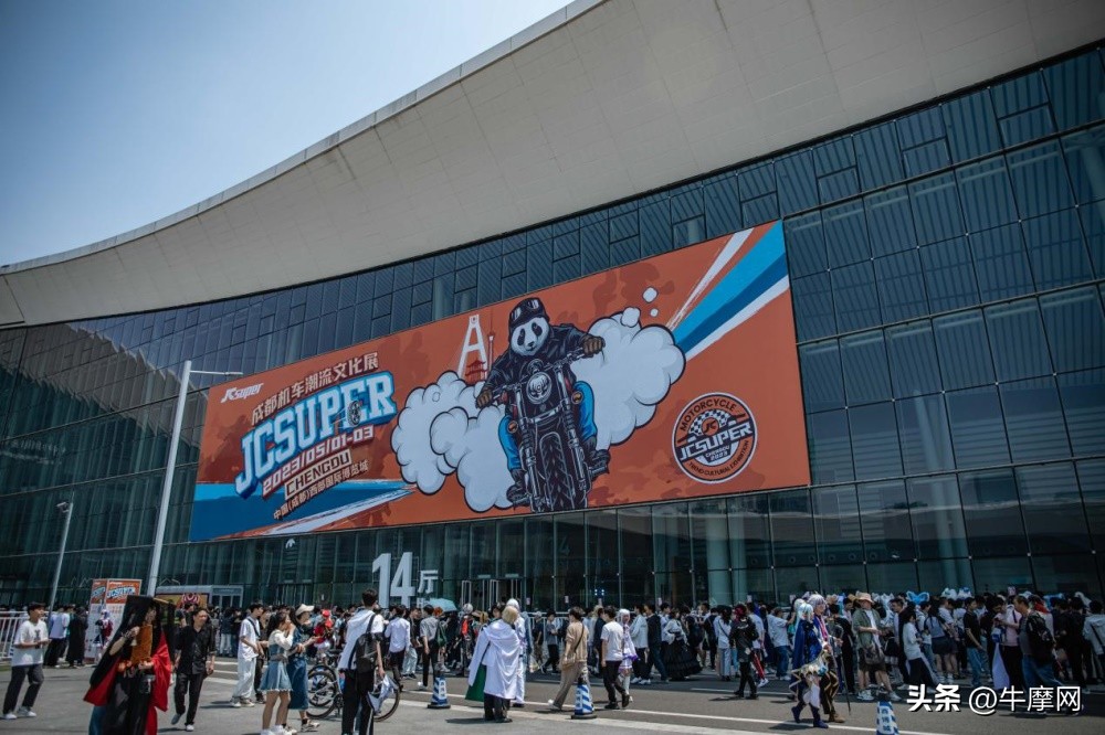 摩展集中举办，新车全员“卷王”？｜5月行业大事件回顾