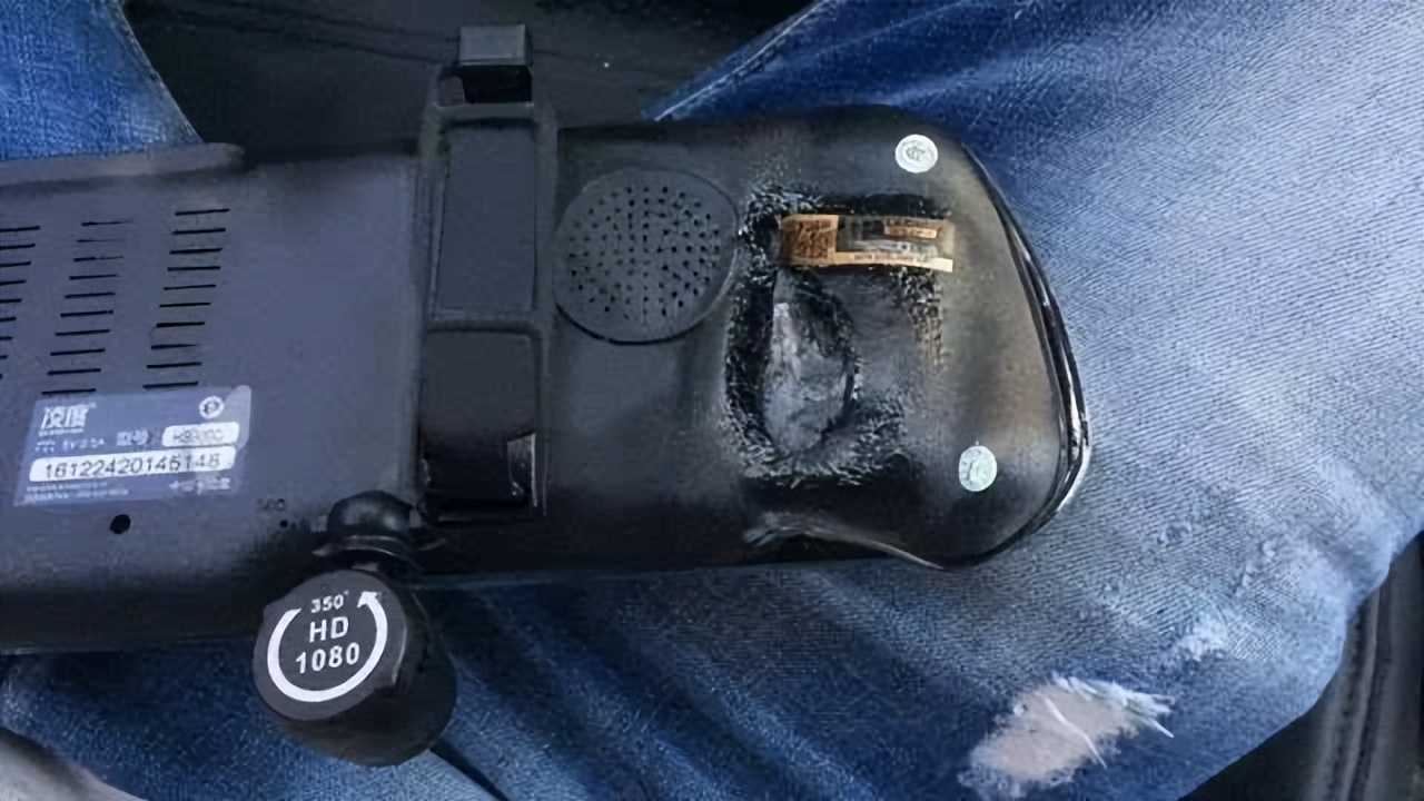 行车记录仪后视镜选购,选购行车记录仪