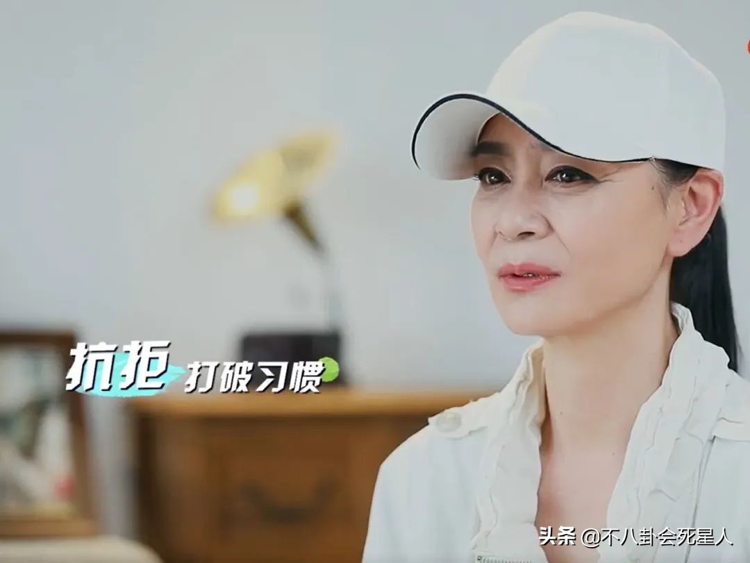 年过三十的女明星今昔对比图,今昔对比70后女星