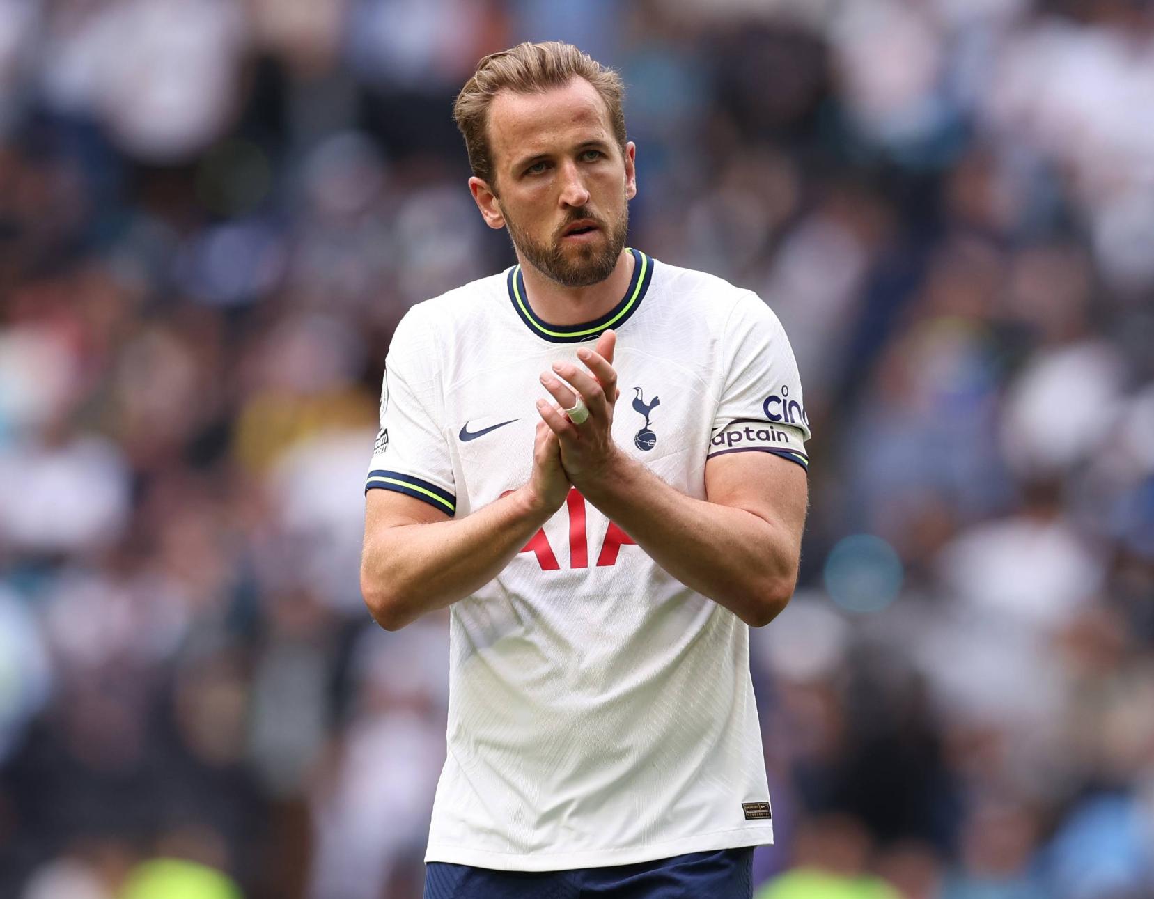 金玟哉战曼联集锦,快报英超曼联vs诺维奇