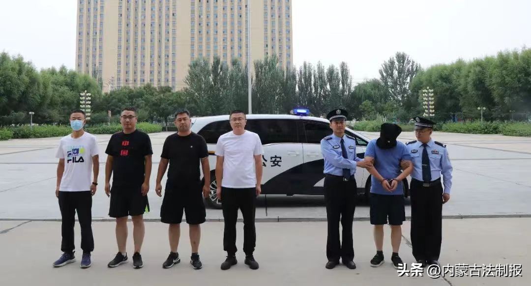 达拉特旗公安局举行欢迎仪式，迎接“3.19*私走**贩卖运输制造*品毒**案”专案组凯旋