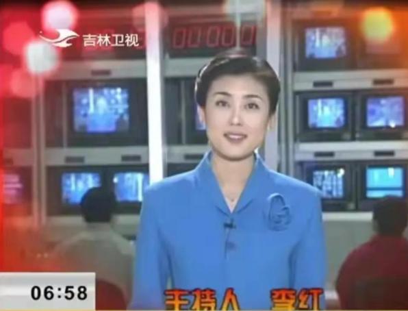 李红央视主持人初中辍学,李红14岁辍学从服务员到央视名嘴