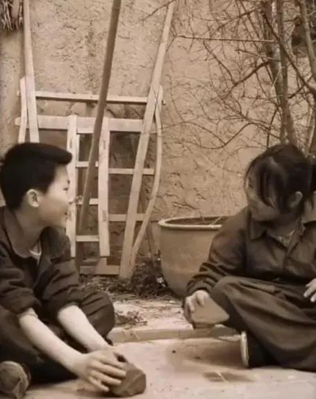 童年趣事100个小故事,童年趣事作文500字