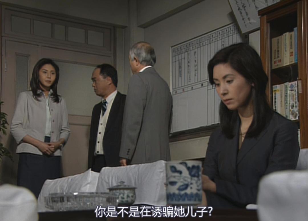 美人新剧尺度拉满，黑屋诱惑加激情肉搏，这么敢拍还是被吊打？