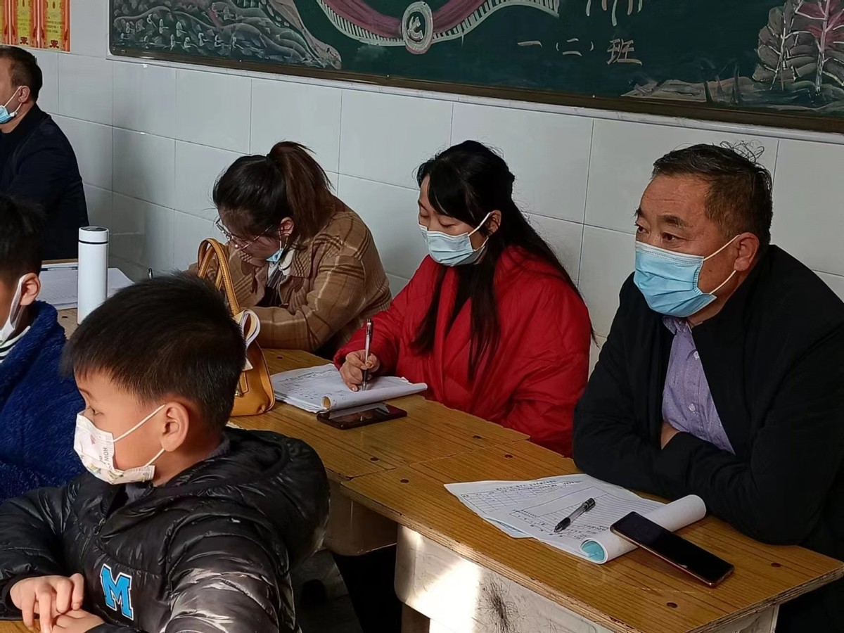 风雨兼程课改路优课评比竞风采——2022年秋期南召城关五小“万人赛课”活动记录