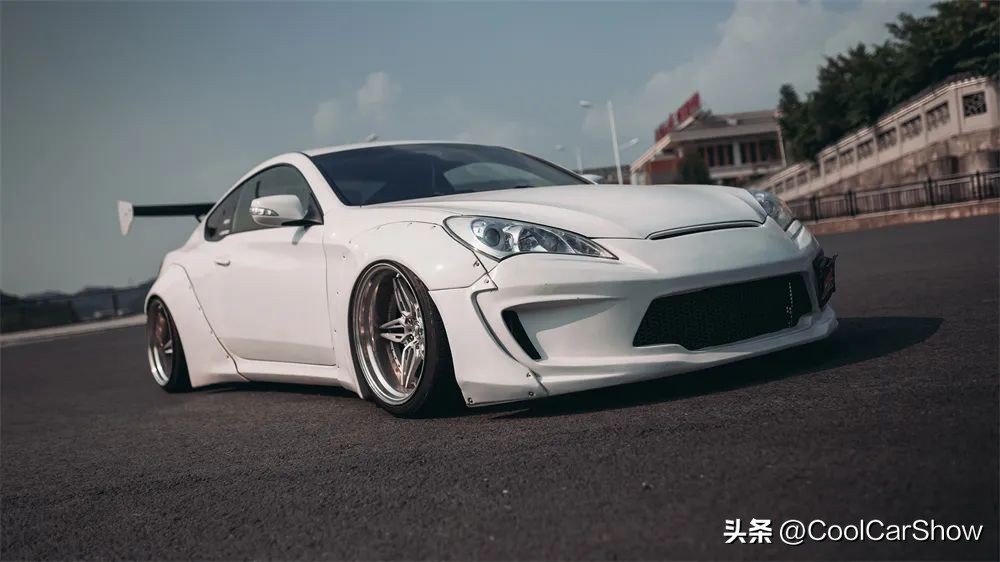 劳恩斯酷派新款姿态,劳恩斯酷派低趴