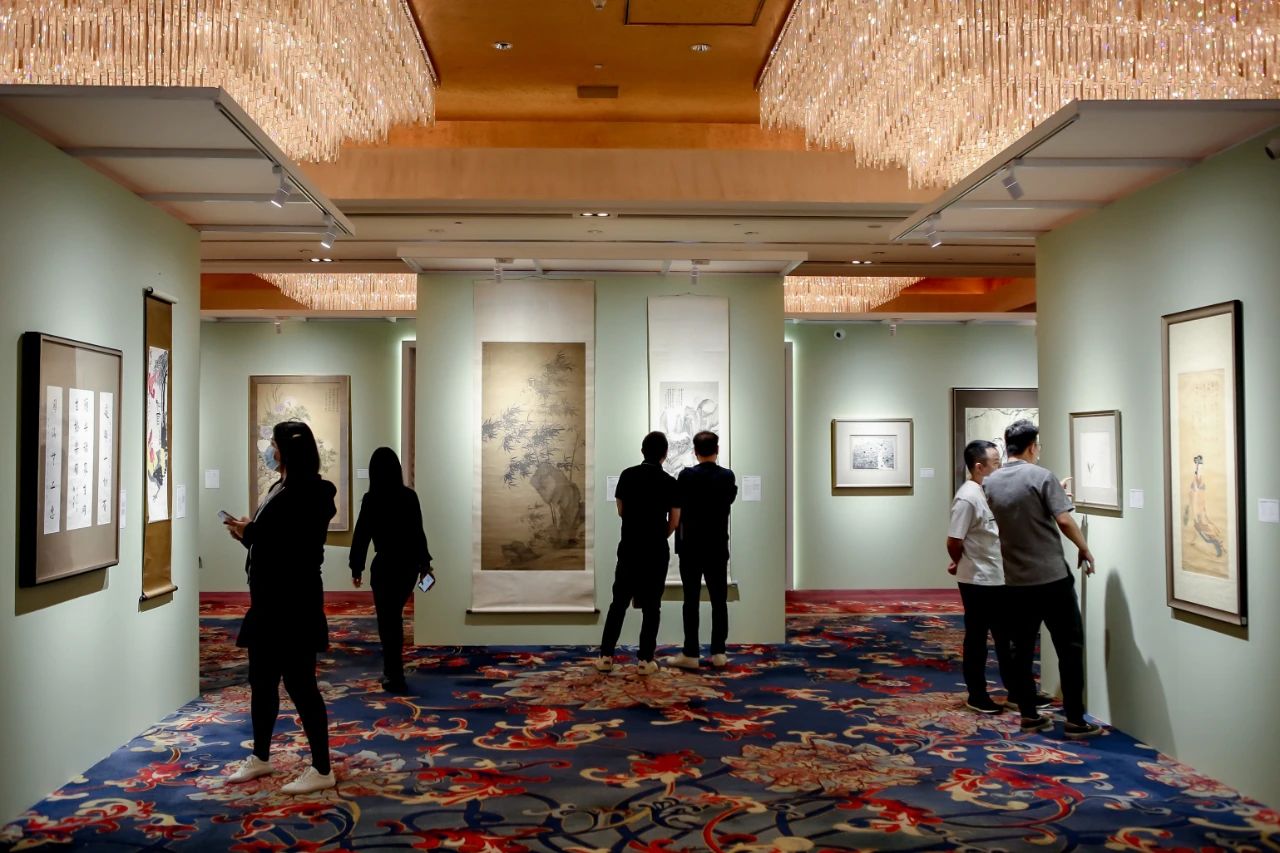 佳士得香港春拍精品预展瓷器,2022香港佳士得拍卖瓷器纪录