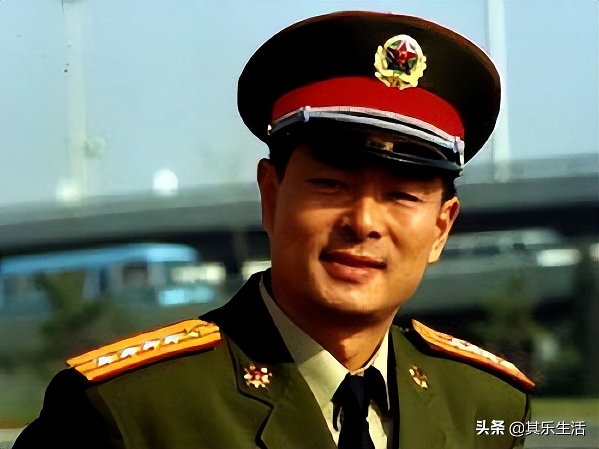 中国金鹰奖最佳男演员合拍作品,2004中国金鹰奖最佳男主角