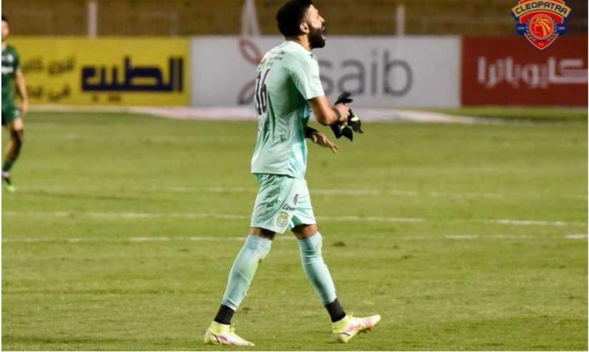 埃及联赛门将被球迷辱骂后愤然离场并宣布退役