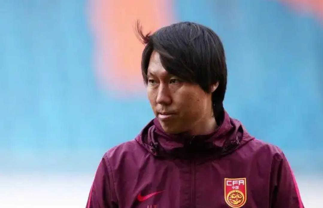 十大中场球员排行榜,中国足坛十大中场球员