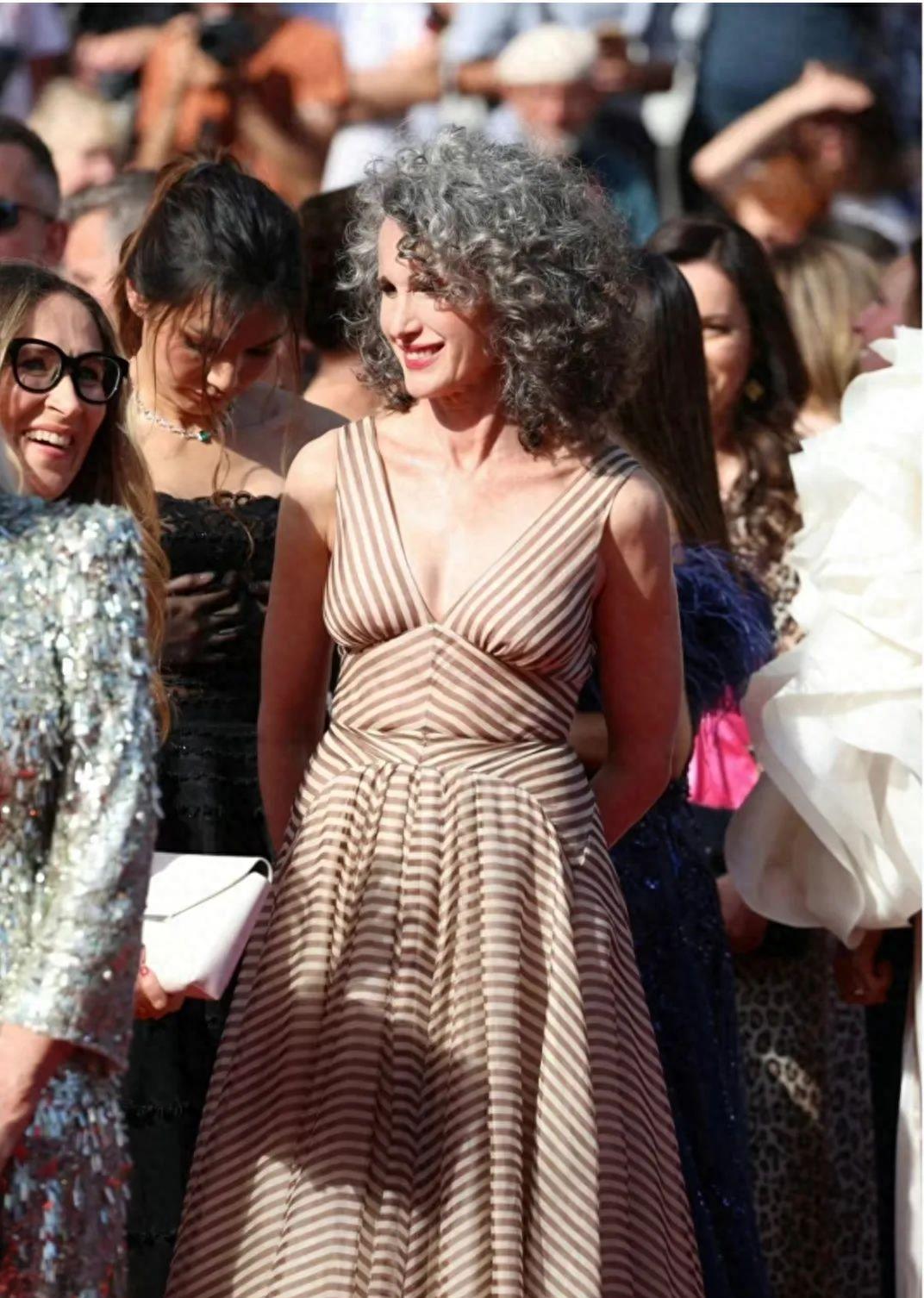 神仙夏季穿搭图,盘点一下神仙穿搭