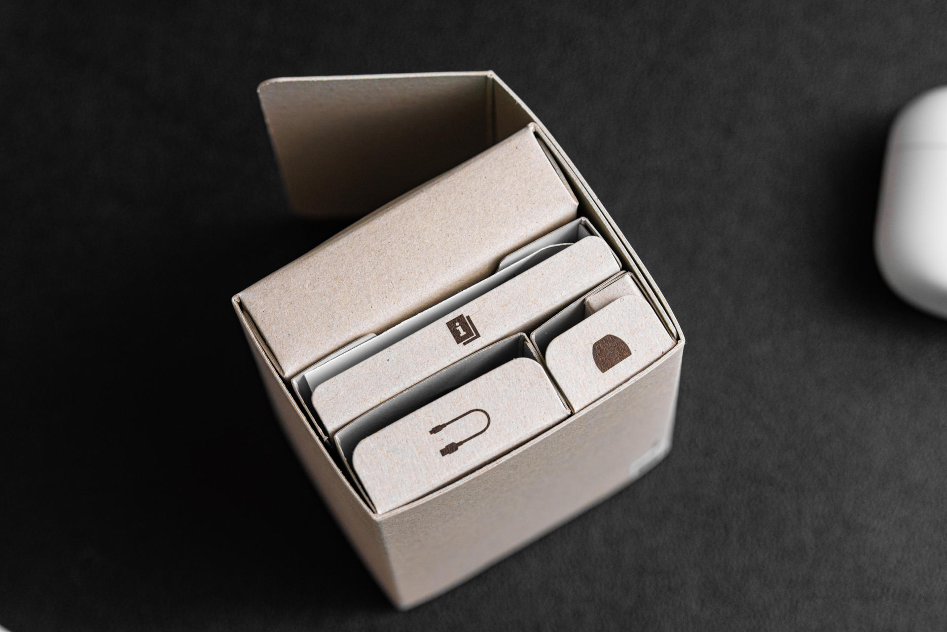 索尼wf-1000xm5和华为freebudspro3,索尼wf-1000xm3和beatsstudiobuds