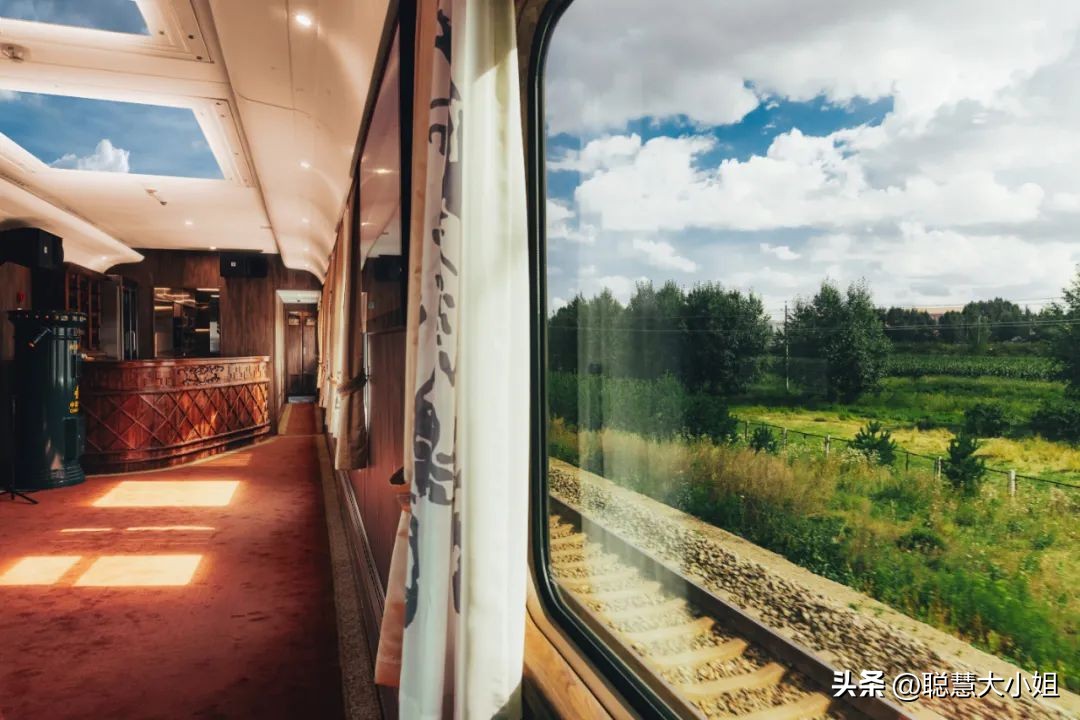 呼伦贝尔号开往雪国的极地列车 (中国高端列车呼伦贝尔号)