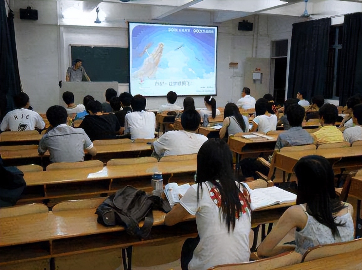 年轻人沉迷奶嘴乐,年轻人沉迷游戏危害